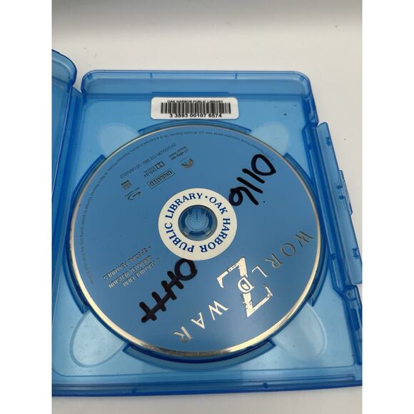 World War Z (Blu-ray, 2013) - Picture 3 of 4